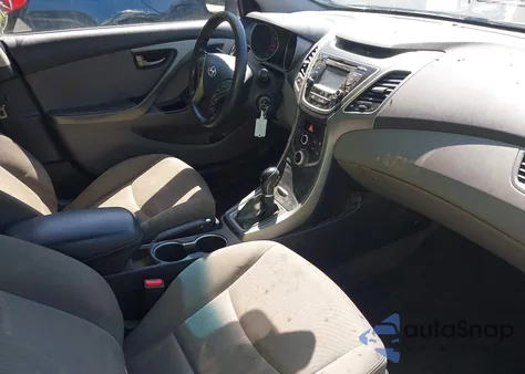 2015 Hyundai Elantra Se z USA, uszkodzony, nr VIN KMHDH4AEXFU278476